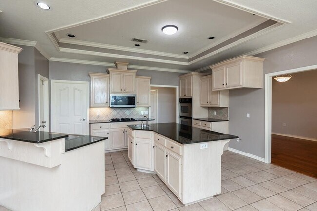 Building Photo - 6235 Gracemount Ln