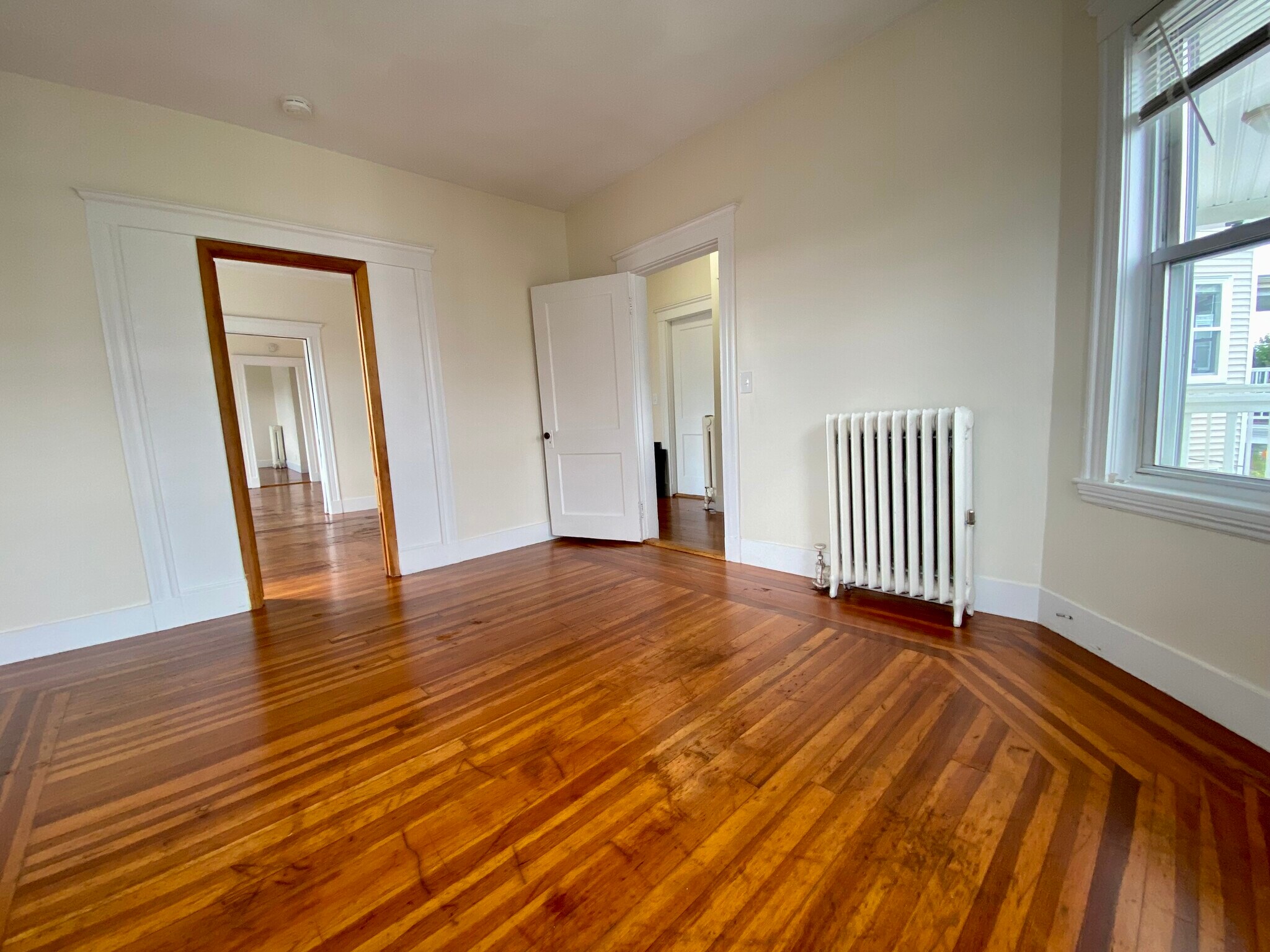Building Photo - 10 Belknap St