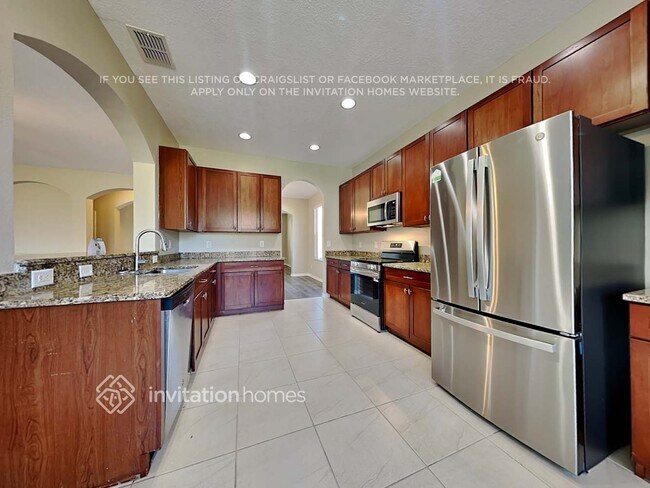 Building Photo - 10906 Ancient Futures Dr