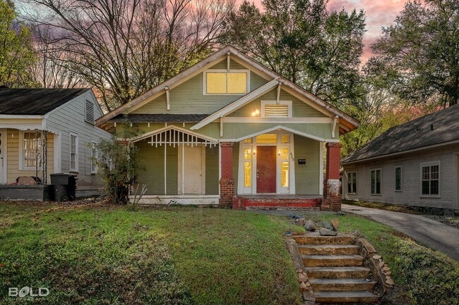 Building Photo - 3 Bedroom 1 Bath