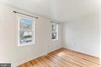 Building Photo - 251 Hickory St