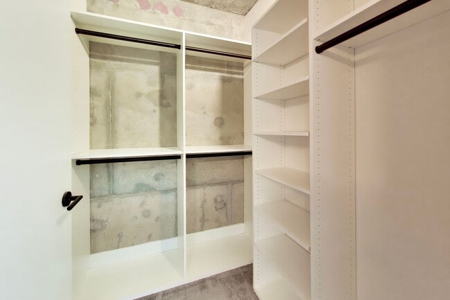 Building Photo - Urban Luxury at SoMa Serif Condos 2BR/2BA | In-Unit Laundry & 24-Hour Security