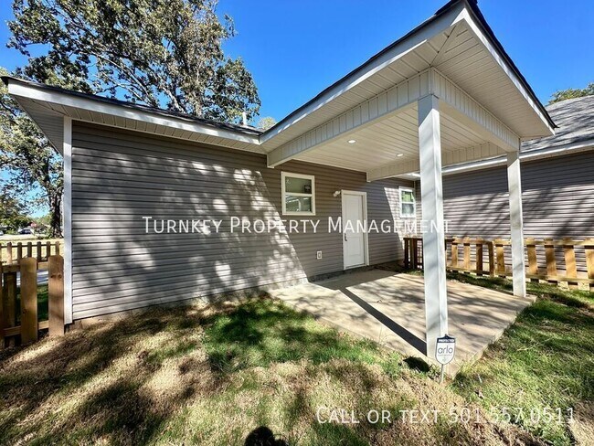 Building Photo - 1724 Parker St