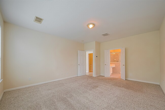 Building Photo - 3218 Twinmont Ln