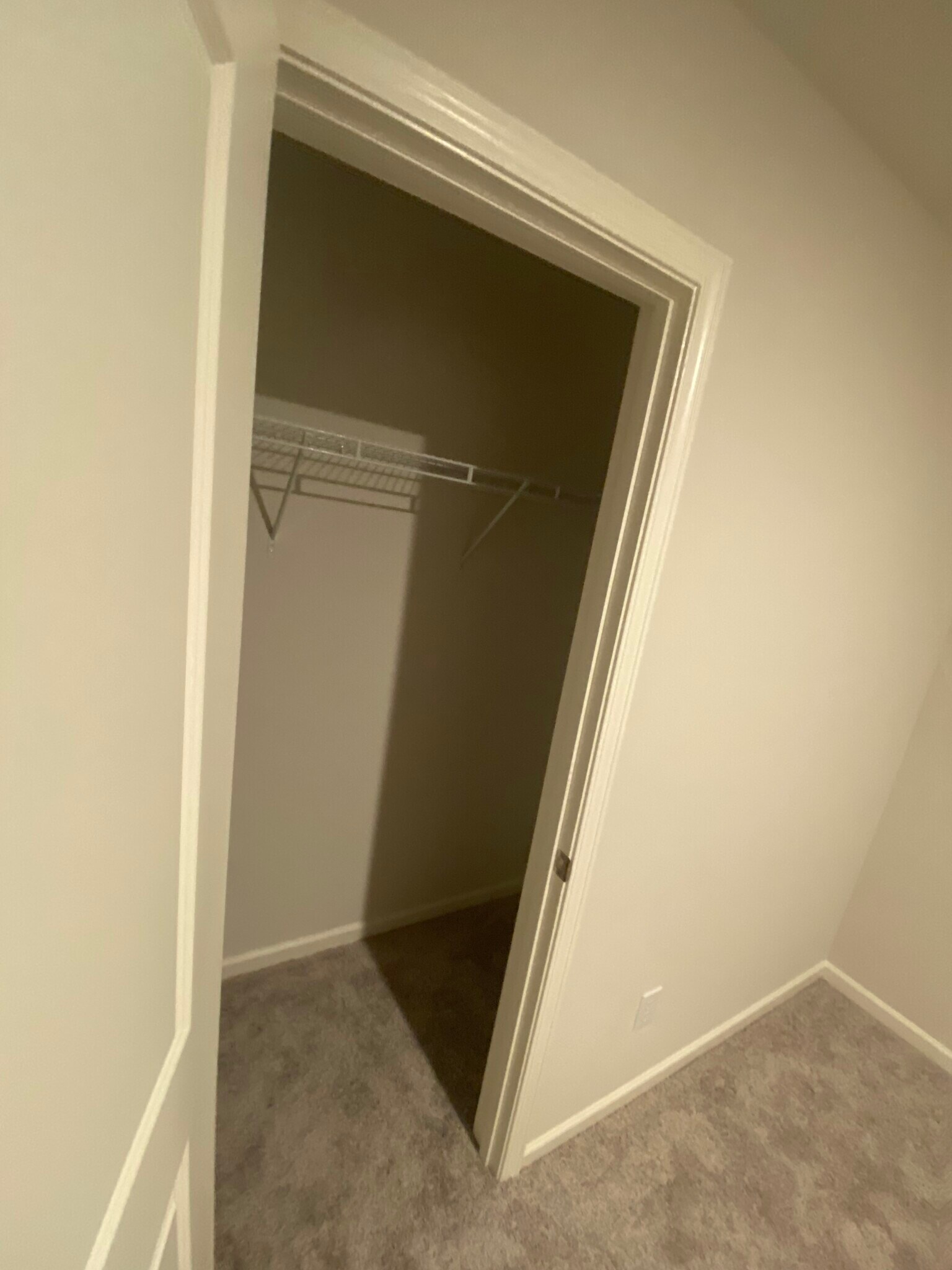 Building Photo - 427 Silo Ct