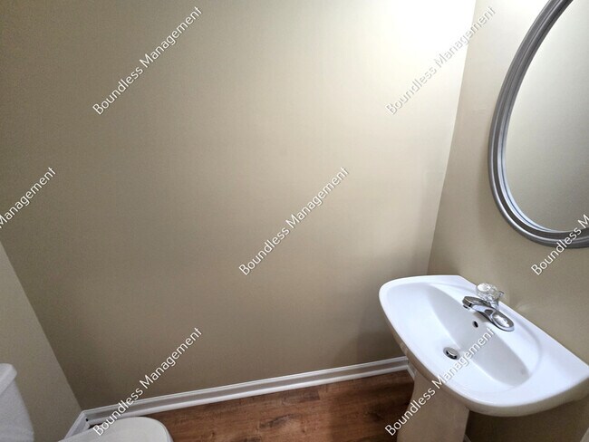 Building Photo - 1722 Coleville Oak Ln