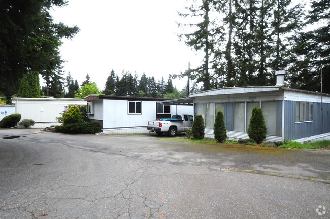 Building Photo - Ridge Acres