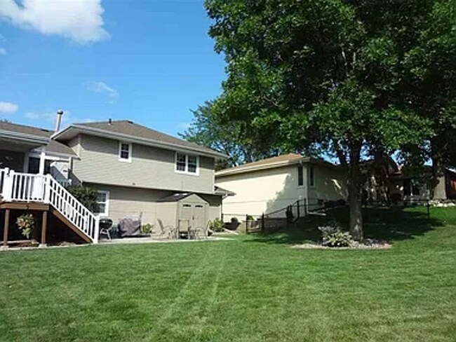 Building Photo - 15017 Arbor St