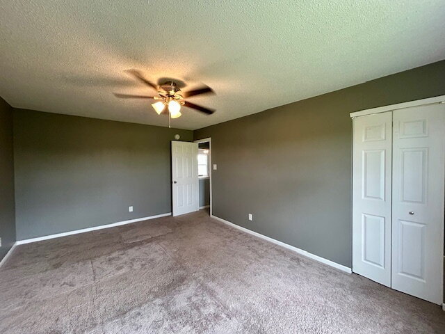 Building Photo - STUNNING 3 bedroom, 2.5 Bath Home in Greenwood- Johnson County