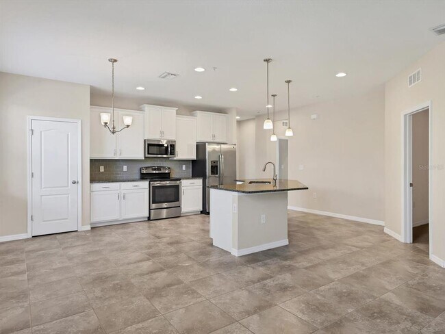 Building Photo - 8219 Enclave Way
