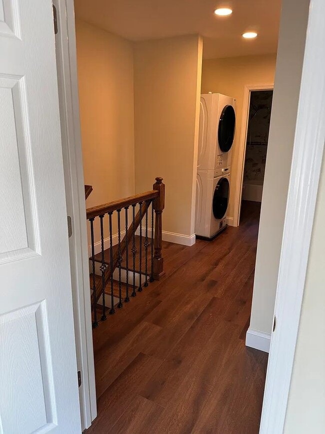 Building Photo - 79 Towers St