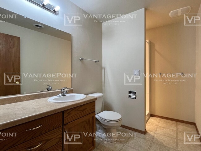 Building Photo - 2925 Baylite Dr