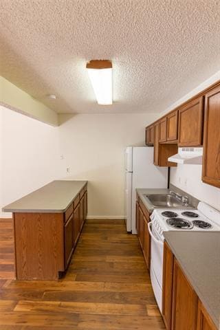 Building Photo - 4905 El Campo Ave