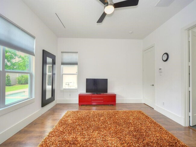 Building Photo - 14319 Shadow Garden Ln