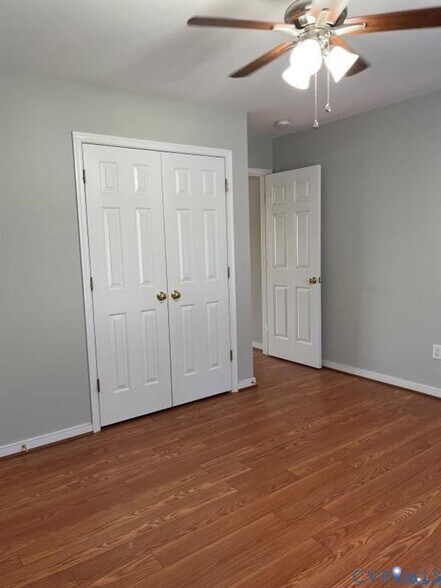 Building Photo - 9513 Pine Trails Ct