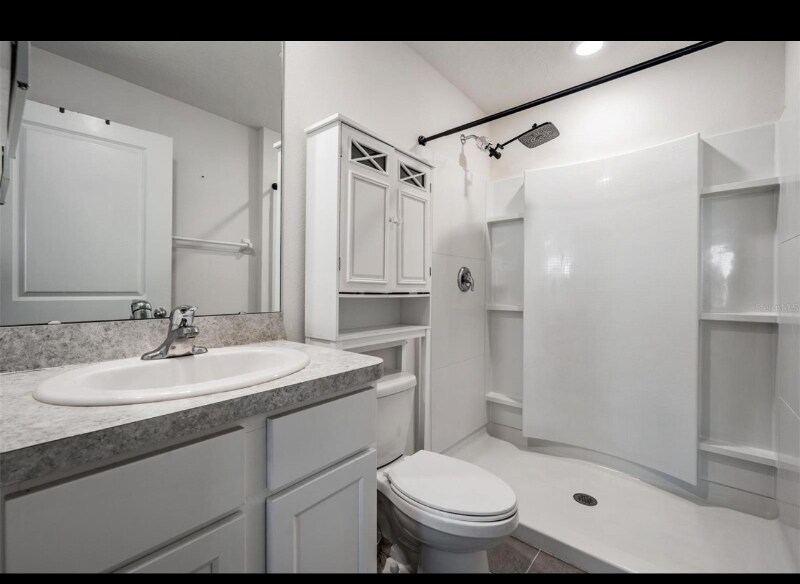 Building Photo - 8465 Bower Bass Cir