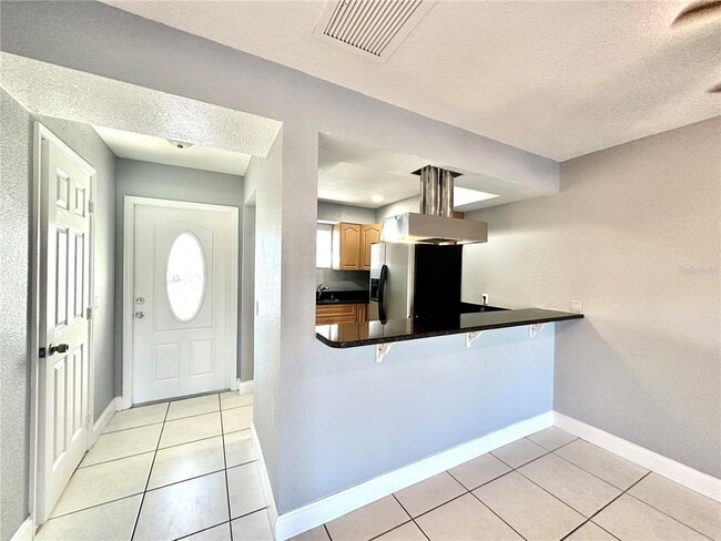 Building Photo - 1350 Mediterranean Dr