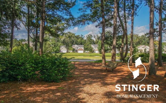 Building Photo - 108 Saluda Way