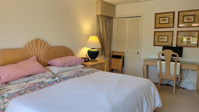 Building Photo - 638 S Owl Dr