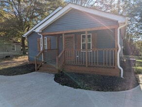 Building Photo - Very Nice Two Bedroom Two Bath Coming SOON!