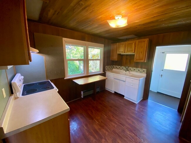 Building Photo - 3126 Portage Bay Pl E