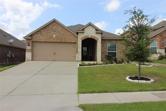 Building Photo - 2300 Sable Wood Dr
