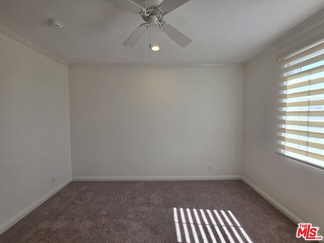 Building Photo - 8505 Gulana Ave