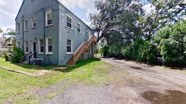 Building Photo - 2671-2673 Forbes Street