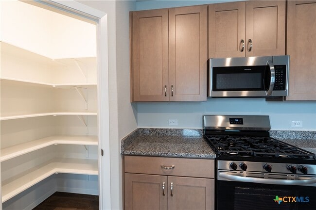 Building Photo - 11513 Murano Dr