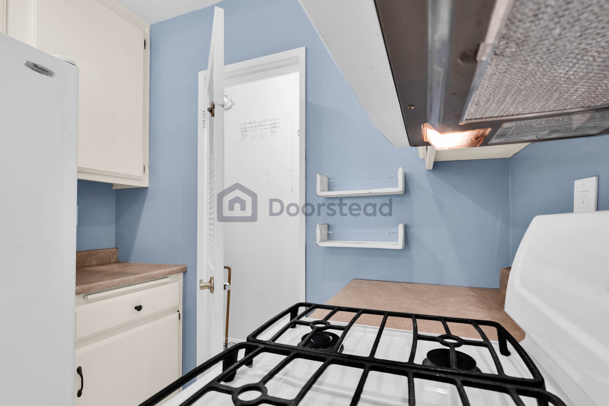 Building Photo - 5835 Bowcroft St