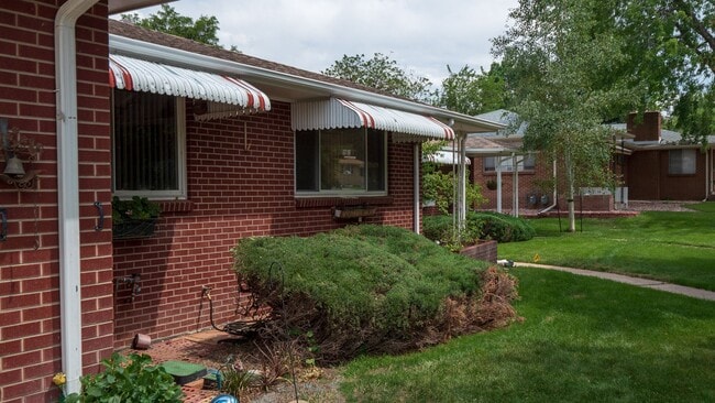 Building Photo - 3642-3652 Allison St.