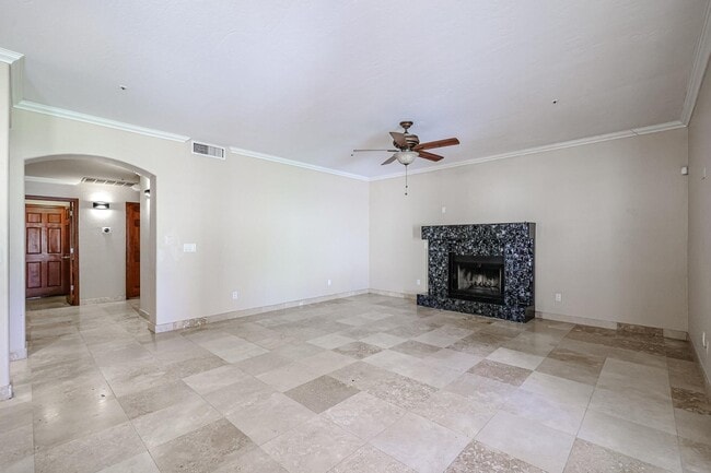 Building Photo - 8830 E Carol Way