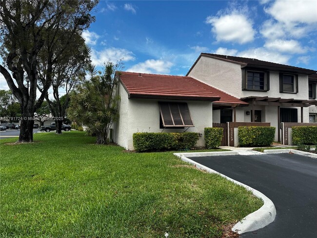 Building Photo - 13350 SW 88th Terrace