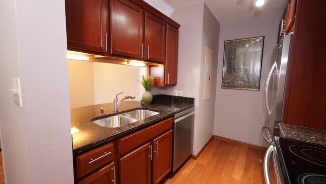 Building Photo - 75 Kristin Cir