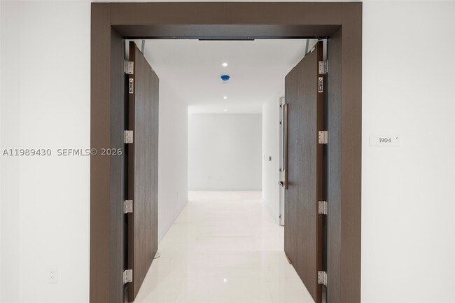 Building Photo - 300 Biscayne Blvd
