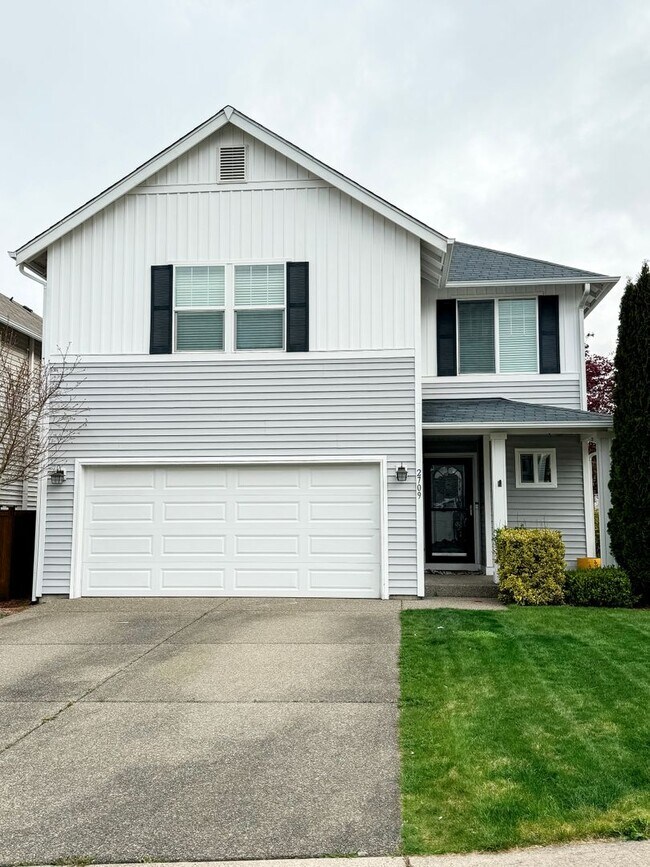 Building Photo - The Ridge at McCormick Woods home!