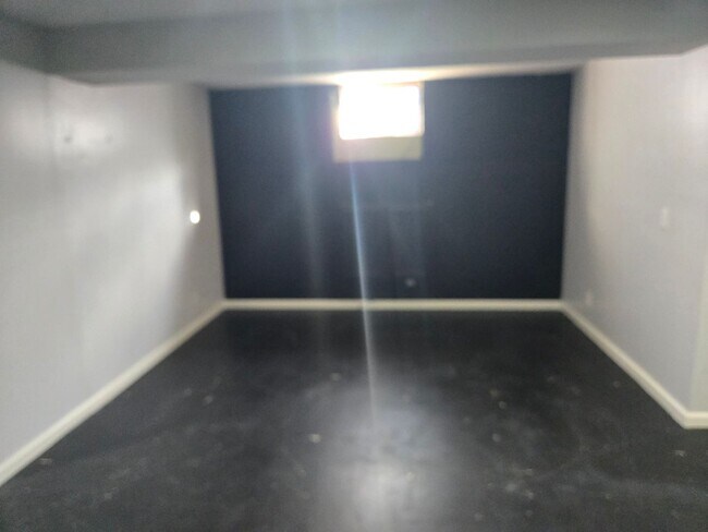 Building Photo - Beautiful Reserve at Heritage Park home!!!