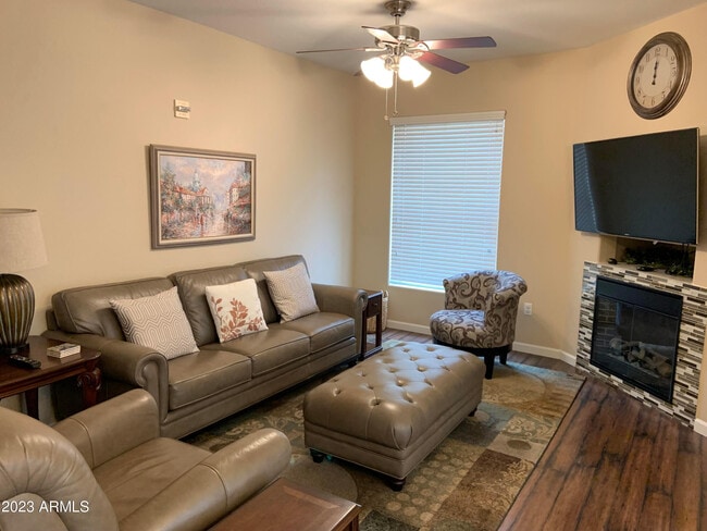 Building Photo - 14575 W Mountain View Blvd