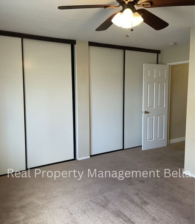 Building Photo - Charming Corner-Lot Home on a Peaceful Cul...