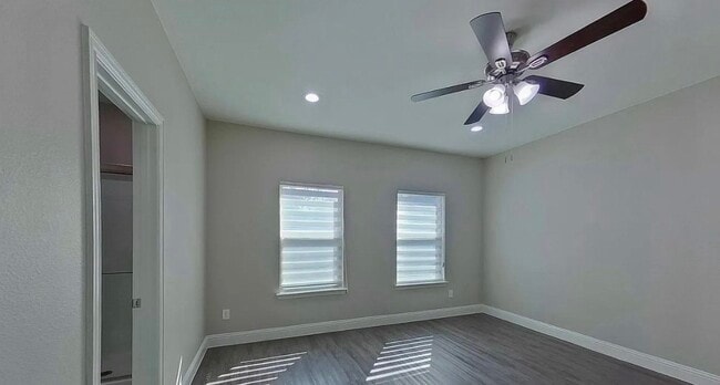 Building Photo - Move-In Ready 4-Bedroom Home with Timeless Appeal