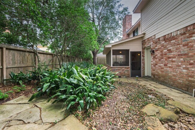 Building Photo - 1703 Stemply Ct