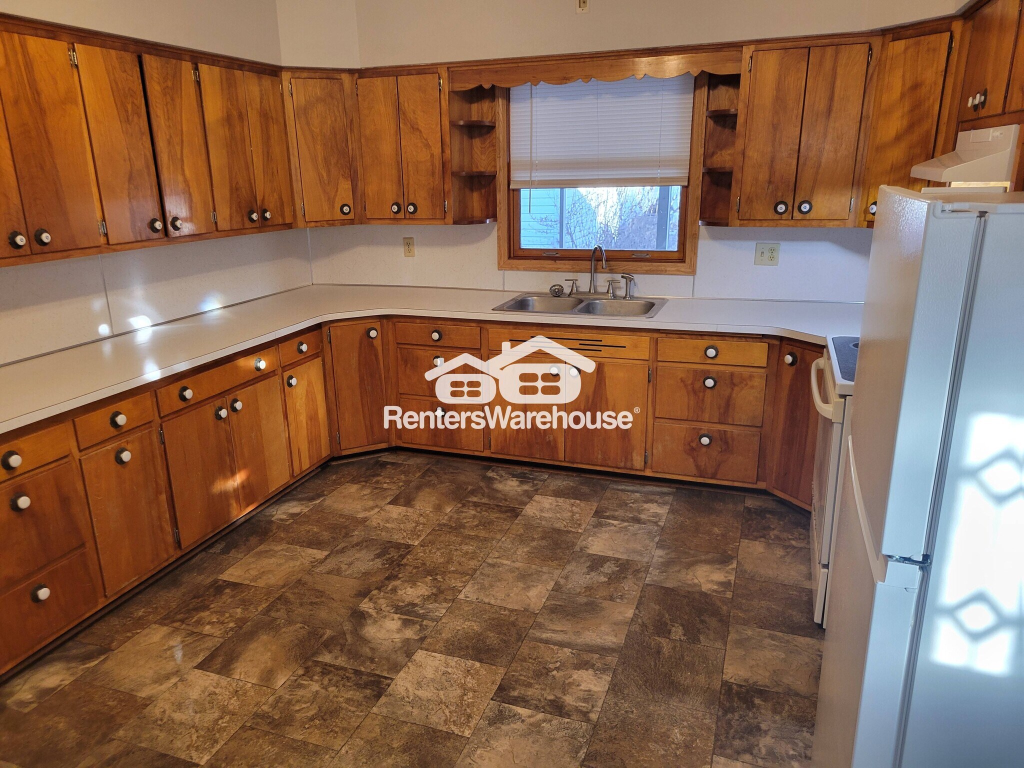 Building Photo - 401 2nd Ave SW