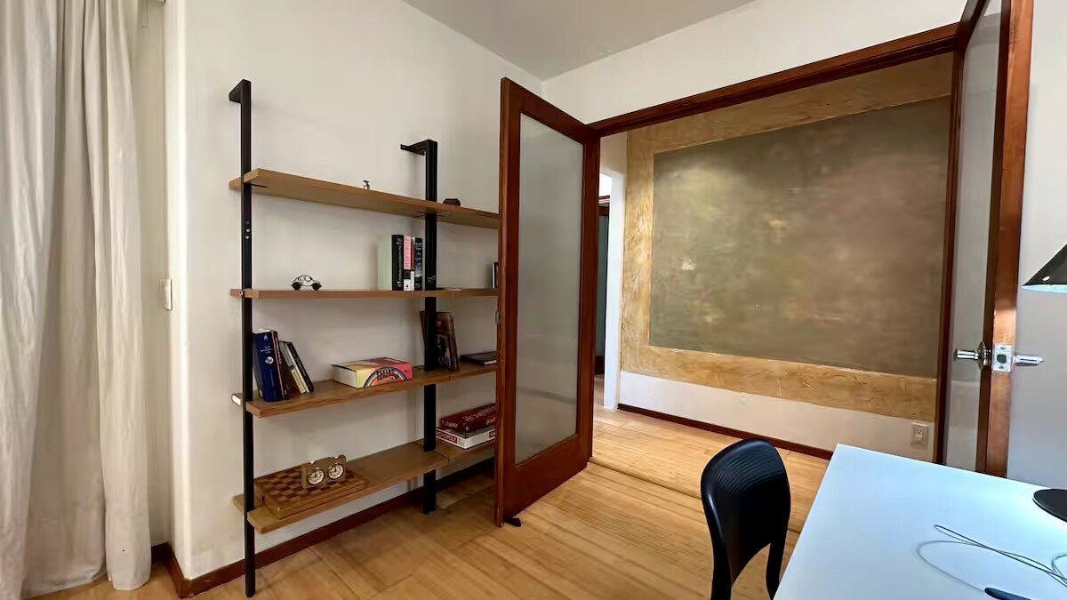 Building Photo - 3617 Maplewood Ave