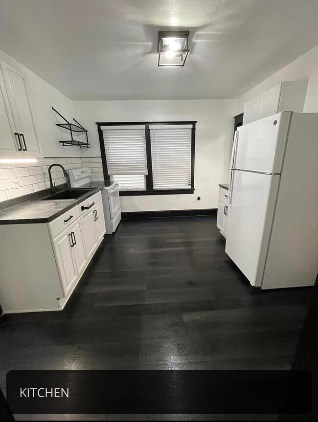 Building Photo - 2822 N Fratney St