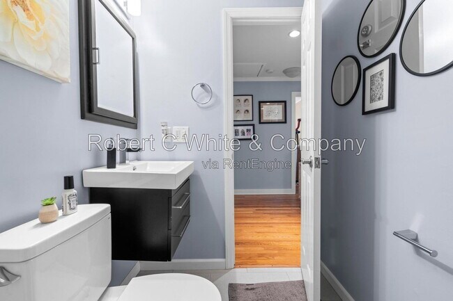 Building Photo - 24 Topstone Dr