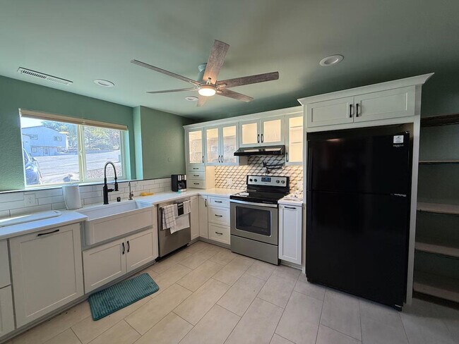 Building Photo - 3404 W 46th Ave