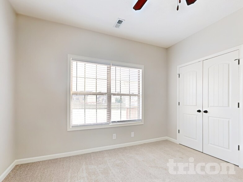 Building Photo - 2849 Brewster Drive