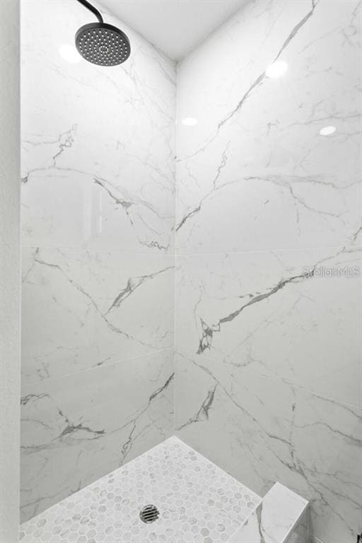 Building Photo - 2713 Renatta Dr