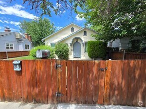 Building Photo - Charming 3-Bedroom Home in Old Southwest Reno