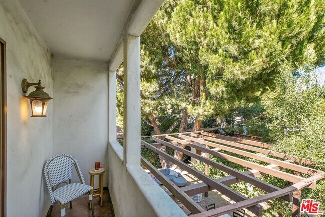 Building Photo - 4300 Laurelgrove Ave